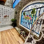 Cani Beach House